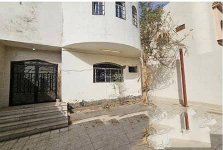 10 Bedroom Villa for Sale in Al Ukayshiyyah, Makkah - For sale: a villa in Wali Al-Ahd neighborhood near Al-Leith Road and the Fourth Ring Road.