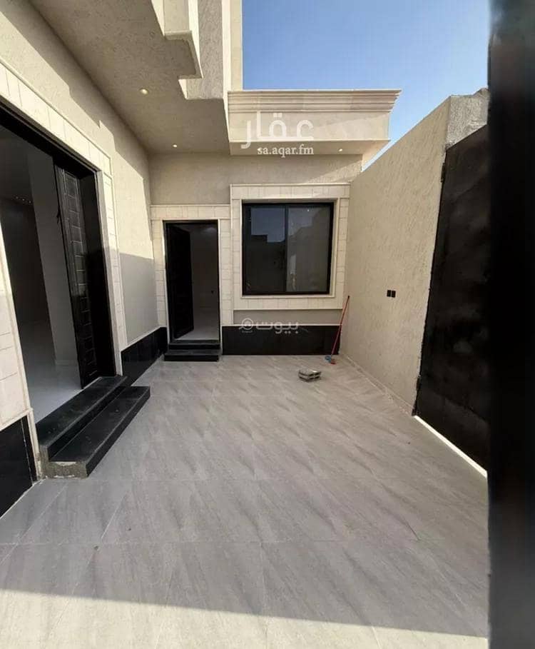 Villa for sale in Aljanadriyah-Riyadh