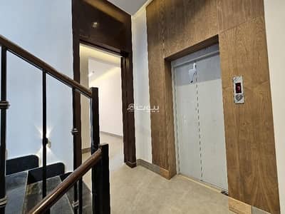5 Bedroom Floor for Sale in East Riyadh, Riyadh - Property for sale