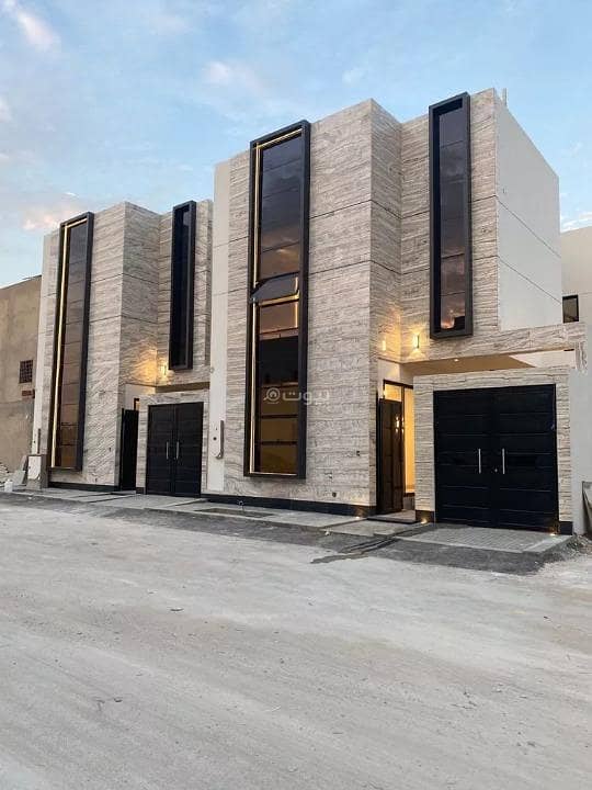 فيلا للبيع في المحادية، الرياض