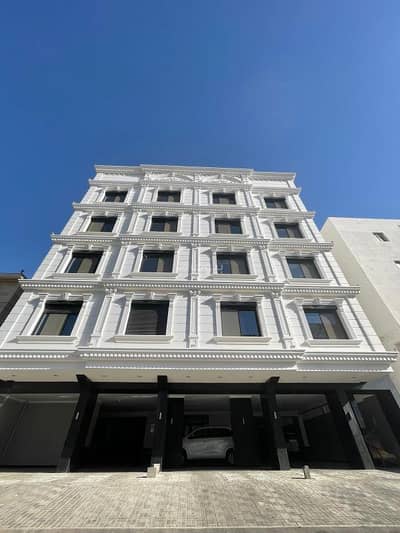 5 Bedroom Apartment for Sale in North Jeddah, Jeddah - Luxury apartments for sale in Al-Waha neighborhood