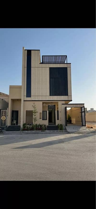 7 Bedroom Villa for Sale in West Riyadh, Riyadh - Villa for Sale on Al-Seil Street, Al-Mahdiyah District, Riyadh City, Riyadh Region
