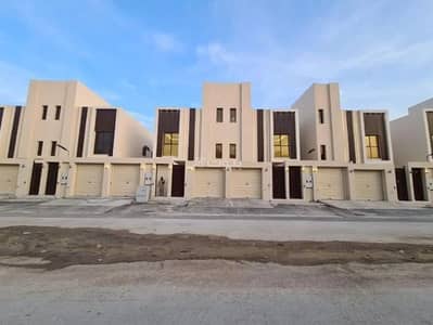 5 Bedroom Floor for Sale in South Riyadh, Riyadh - Floor For Sale in Okaz, Riyadh