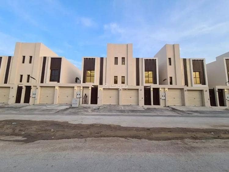 Floor For Sale in Okaz, Riyadh