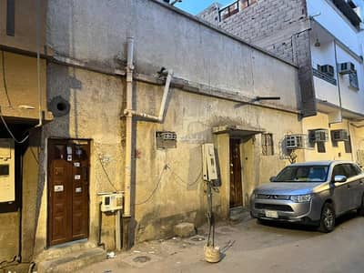 بيت شعبي 6 غرف نوم للبيع في وسط الرياض، الرياض - بيت شعبي للبيع بحي الخالدية، الرياض