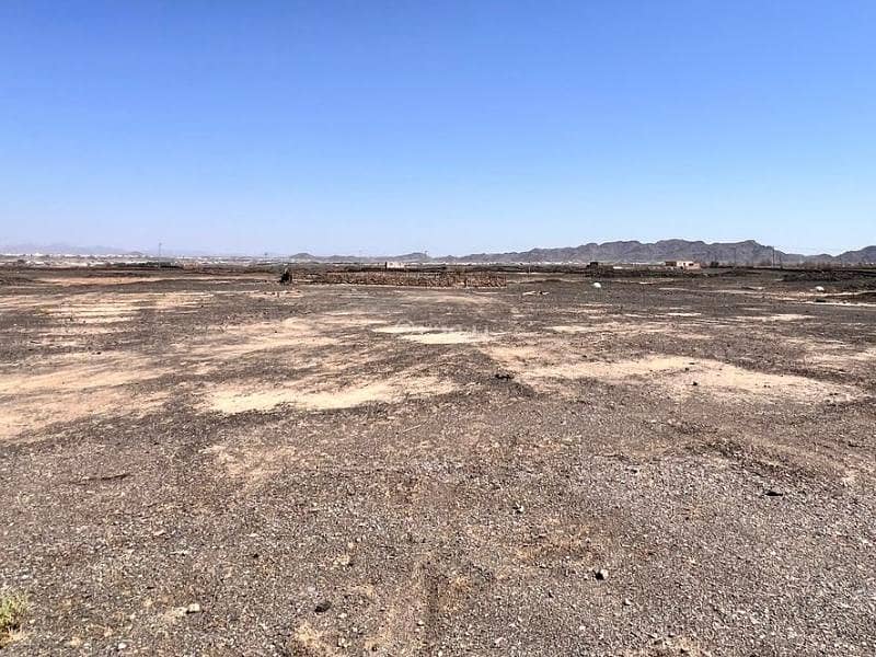 Land for rent in Wadi Al-Batan neighborhood, Medina city, Al-Madina Al-Munawwara region