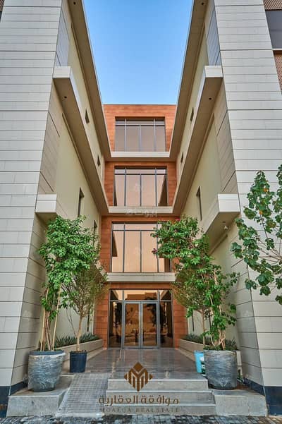 3 Bedroom Flat for Sale in West Riyadh, Riyadh - 4 Bedroom Apartment For Sale in Al Mahdiyah, Riyadh