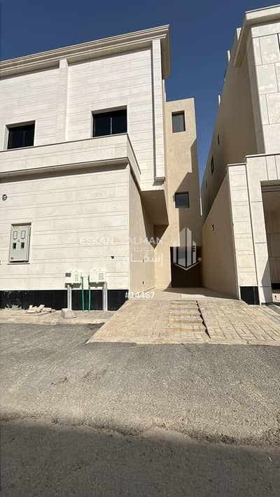 5 Bedroom Flat for Sale in East Riyadh, Riyadh - Townhouse Apartment - Riyadh - Al-Nadwa neighborhood
