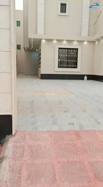 8 Bedroom Villa for Sale in King Abdullah District, Al Majmaah Riyadh Region - Villa for sale in Al-Mujammaa, King Abdullah Neighborhood
