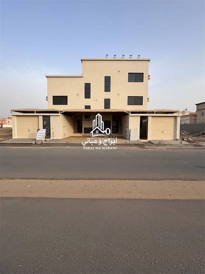 6 Bedroom Flat for Sale in Al Iskan, Samtah Jazan Region - Independent apartment consisting of 6 bedrooms for sale in Al-Issan.