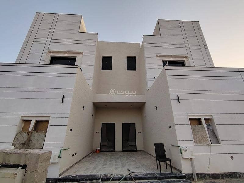 عقار للبيع قريب من جميع الخدمات