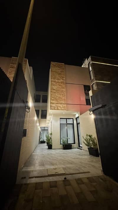 دور 3 غرف نوم للبيع في شرق الرياض، الرياض - دور أرضي قرطبة، الرياض