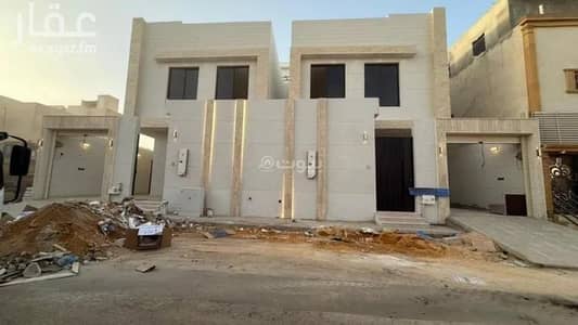 5 Bedroom Villa for Sale in West Riyadh, Riyadh - Villa for sale on Al-Rusayniah Street, Al-Tuwaik neighborhood, Riyadh city, Riyadh region