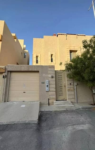 8 Bedroom Villa for Sale in North Riyadh, Riyadh - Villa For Sale in Al Qirawan, Riyadh
