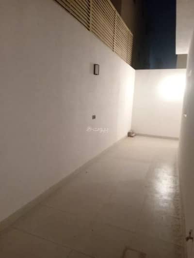 5 Bedroom Apartment for Sale in West Riyadh, Riyadh - Apartment for sale on Sulaim Ibn Qais Street, Al Tuwaiq District, Riyadh City, Riyadh Region