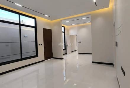 5 Bedroom Floor for Sale in East Riyadh, Riyadh - Property for sale