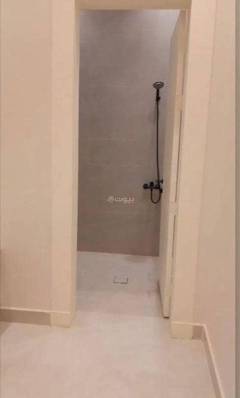 Villa for sale on Street No. 165, Al Janadriyah neighborhood, Riyadh city, Riyadh region