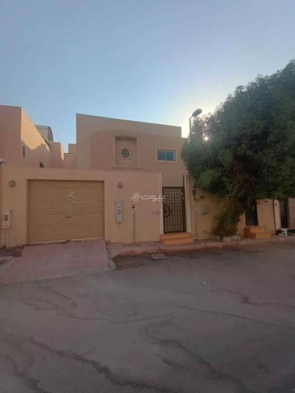 Villa for rent on Al-Qamari Street, Al-Wadi neighborhood, Riyadh city, Riyadh region