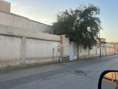 7 Bedroom Villa for Sale in West Riyadh, Riyadh - Villa for sale on Dughayther Street, Al Badiyah neighborhood, Riyadh city, Riyadh region