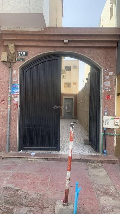 4 Bedroom Flat for Rent in East Riyadh, Riyadh - Apartment in Al Khaleej neighborhood