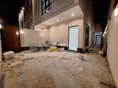 4 Bedroom Floor for Sale in East Riyadh, Riyadh - Property for sale