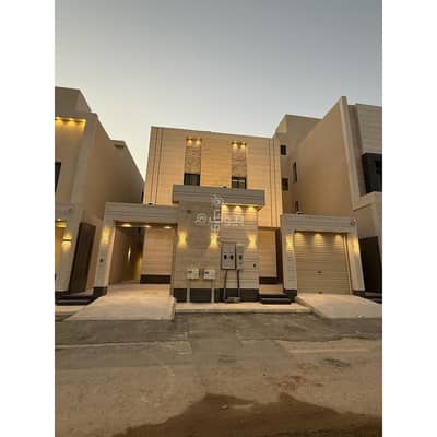 فیلا 5 غرف نوم للبيع في شرق الرياض، الرياض - تاون هاوس علوي للبيع في الجنادرية، شرق الرياض