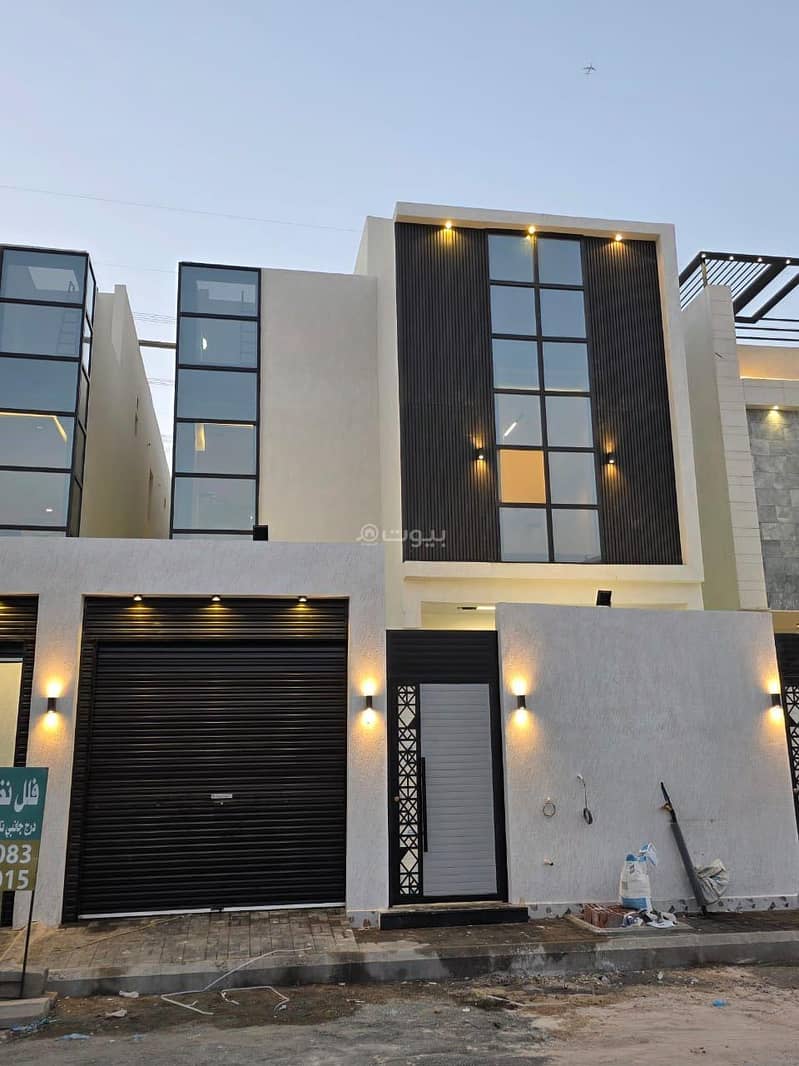 Luxury villa for sale in Al-Rahmaniya neighborhood.