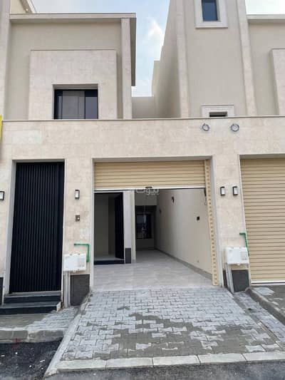 3 Bedroom Floor for Sale in West Riyadh, Riyadh - Ground floor, tawiq
