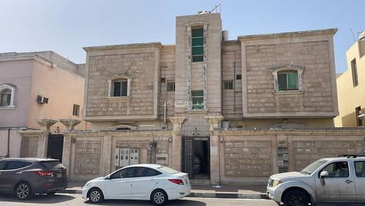 عمارة 10 غرف نوم للبيع في بدر، الدمام - للبيع عمارة حي بدر الدمام