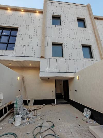 3 Bedroom Flat for Sale in East Riyadh, Riyadh - For sale, an apartment with a rooftop in a modern design, Al-Monsiyah neighborhood, East Riyadh. Excellent location close to all services and main roads.