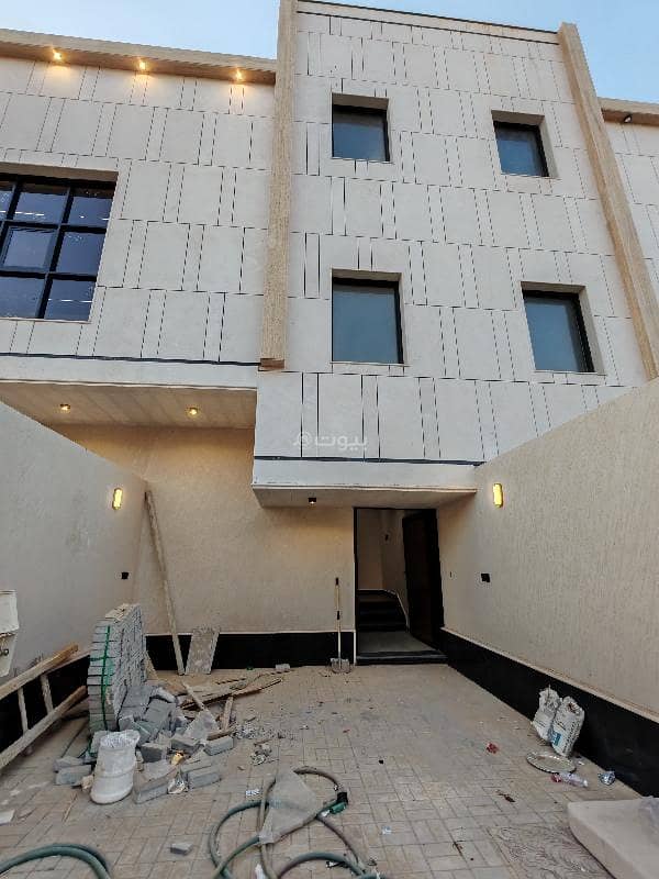 للبيع شقه مع السطح تصميم مودرن حي المونسيه شرق الرياض موقع ممتاز بالقرب من جميع الخدمات والطرق الرئيسيه