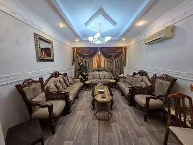فلیٹ 4 غرف نوم للايجار في شرق الرياض، الرياض - شقة مكونة من 4 غرف نوم للإيجار في السعادة، الرياض