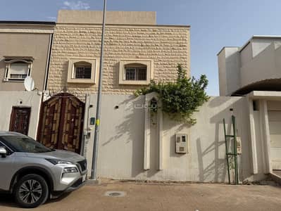 فیلا 5 غرف نوم للبيع في شمال الرياض، الرياض - فيلا للبيع