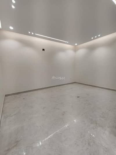 2 Bedroom Flat for Sale in East Riyadh, Riyadh - Apartment for sale in Al-Janadriyah neighborhood
