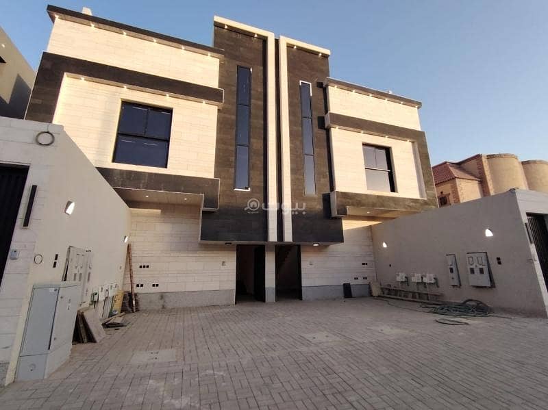 دور علوي للبيع في حي المونسية