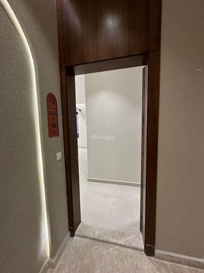 4 Bedroom Apartment for Sale in North Jeddah, Jeddah - A Bohemian-designed apartment in Al-Rawdah