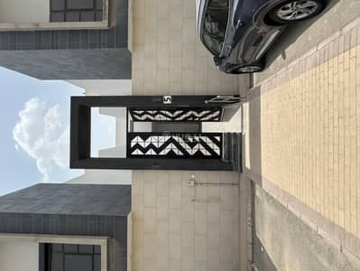 دور 3 غرف نوم للايجار في شمال الرياض، الرياض - تاون هاوس للايجار حي النرجس مشارف هيلز
