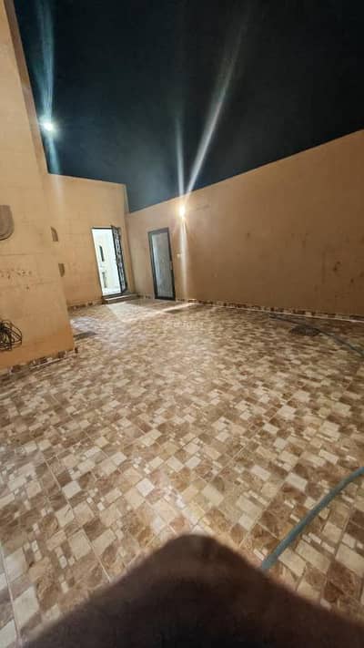 5 Bedroom Villa for Rent in Ad Dahi Al Sharqi, Buraydah Al Qassim Region - Property for Sale