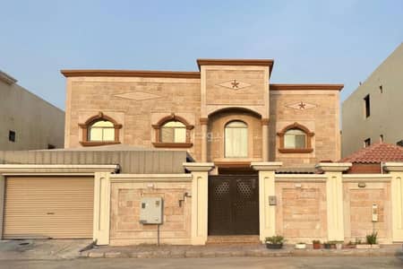 9 Bedroom Villa for Sale in Al Khuzama, Al Khobar - Villa for sale in Al-Aziziah neighborhood, Al-Khuzami, Al Khobar. Prime location close to services.