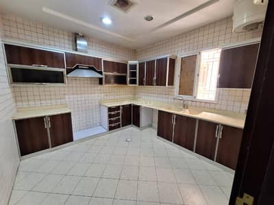 3 Bedroom Apartment for Rent in North Riyadh, Riyadh - 3-bedroom apartment for rent