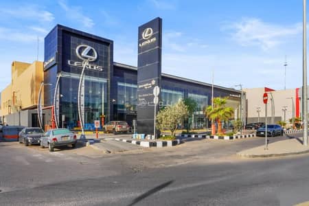 Exhibition Building for Rent in East Riyadh, Riyadh - Car showroom and repair workshop for rent in Al Hamra, Riyadh