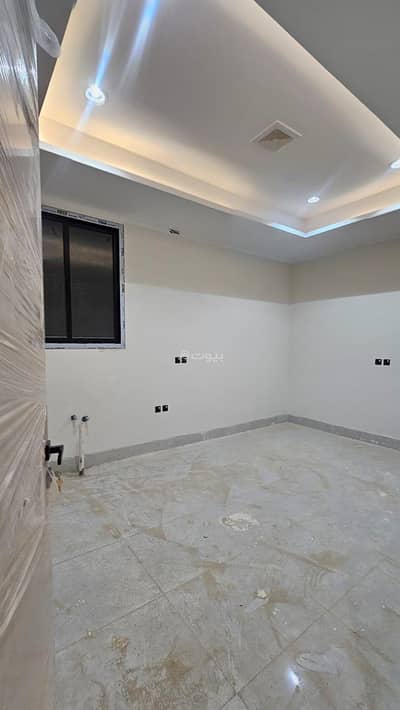 4 Bedroom Floor for Sale in West Riyadh, Riyadh - House for sale