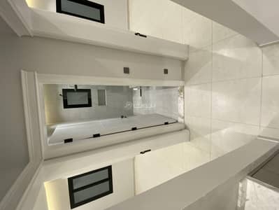 3 Bedroom Flat for Rent in North Jeddah, Jeddah - Apartment for rent, first tenant