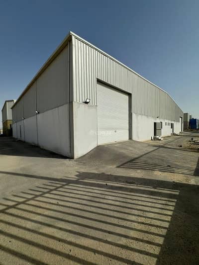 Warehouse for Rent in South Riyadh, Riyadh - Warehouse For Rent in Al Misfat, Riyadh