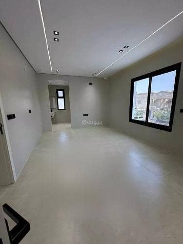 دور 5 غرف نوم للايجار في شرق الرياض، الرياض - دور للإيجار في شارع رشاد فرعون, حي الروابي, مدينة الرياض, منطقة الرياض