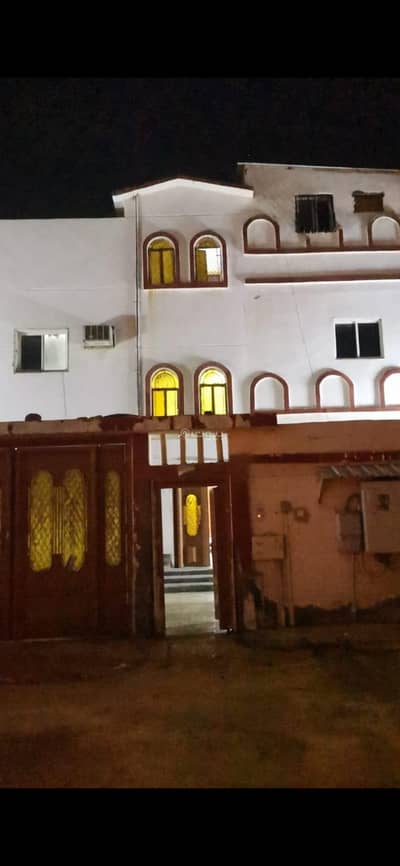 Building for Sale in Al Umrah, Makkah - 1 Bedroom Building For Sale in Al Umrah, Mecca