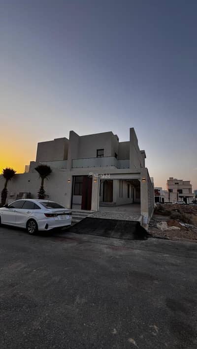 8 Bedroom Villa for Sale in Al Suways 1, Jazan - Luxury villa for sale in the Al-Shatea neighborhood of Mohammedia