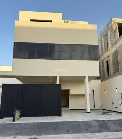 4 Bedroom Floor for Sale in North Riyadh, Riyadh - Distinctive model roles for sale in Najras, Riyadh