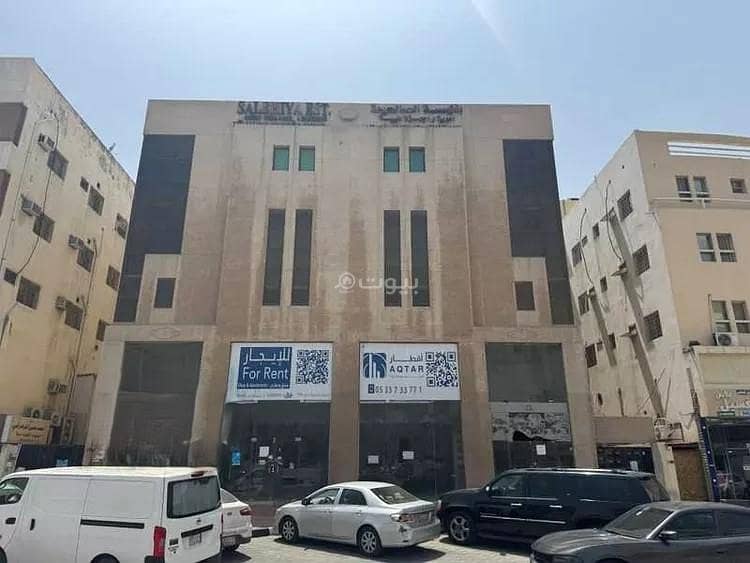 مبنى معرض للإيجار في الطُبَيْشي، الدمام