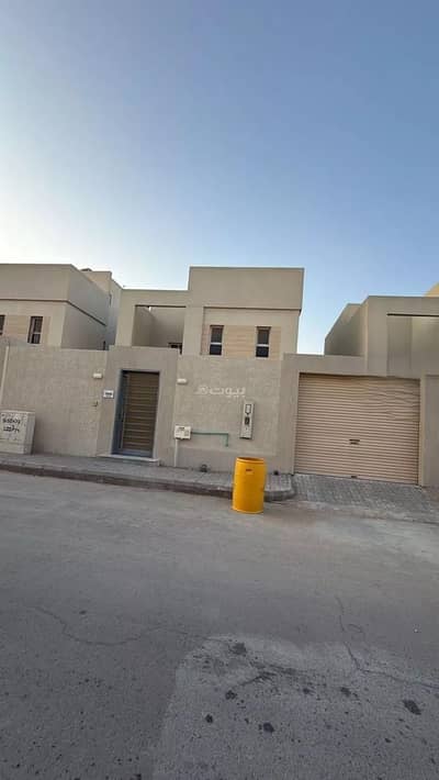 5 Bedroom Villa for Sale in East Riyadh, Riyadh - Villa For Sale in Al Janadriyah, Riyadh